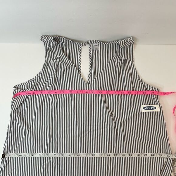 New! Old Navy| Large|Sleeveless top| striped | Fit and flare| soft| Loose - Picture 3 of 10